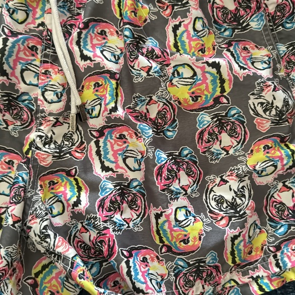 EUC 98 Coast Ave Men’s multicolor tiger print swimsuit size XXL - Picture 3 of 3